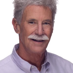 Peluca sintética para hombre JR