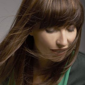 Peluca sintética Captive