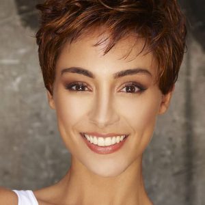 Peluca sintética Intense